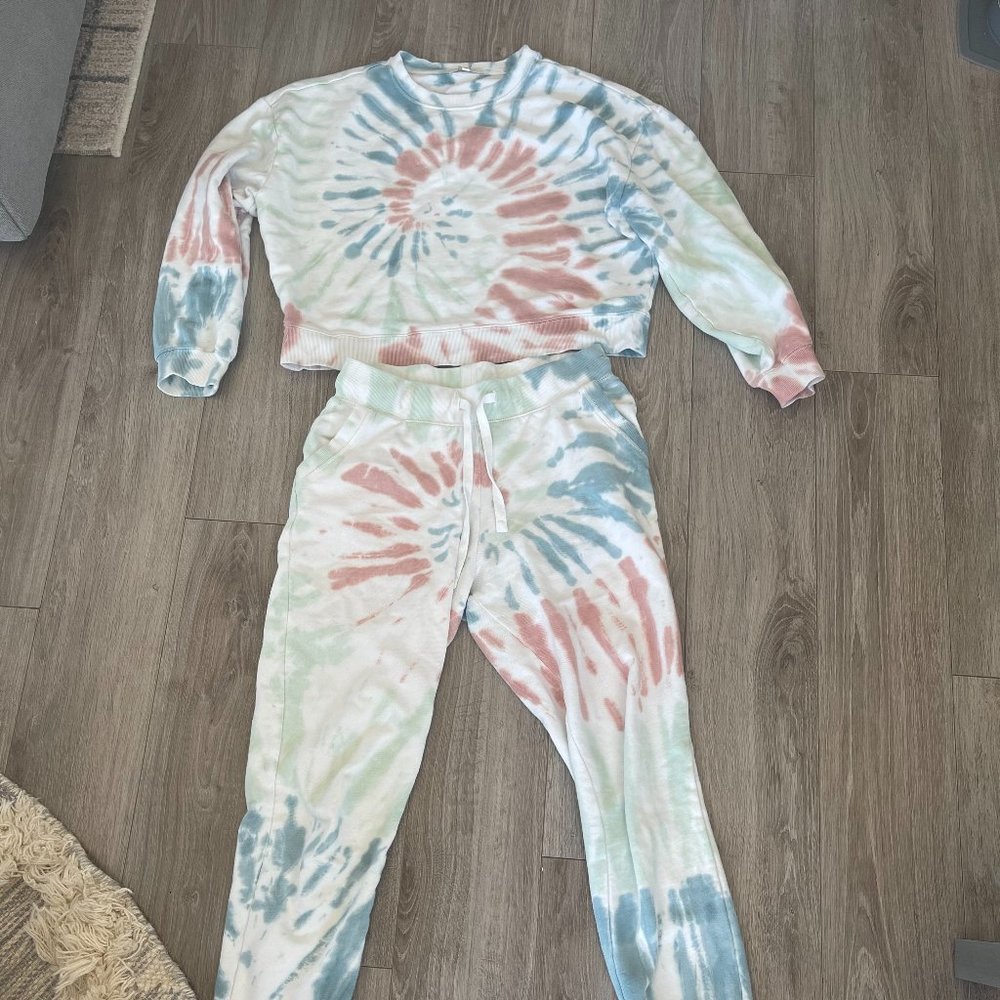 Z Suppy Tie Dye Pullover and Jogger